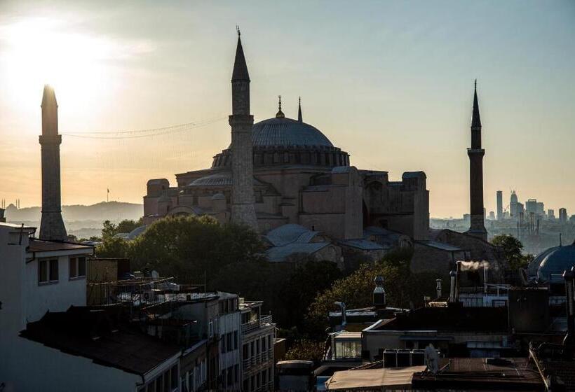 اتاق استاندارد یک نفره, Lapis Inn Hotel & Spa