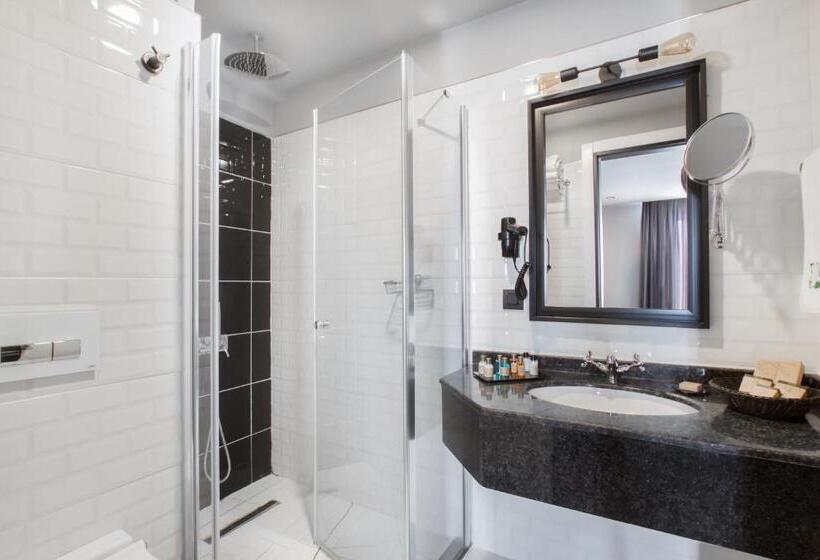 オーシャンビューのスーペリアトリプルルーム, Poem