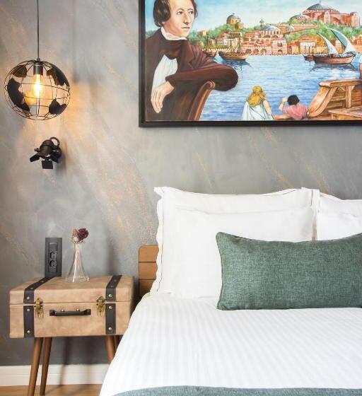 オーシャンビューのスーペリアトリプルルーム, Poem