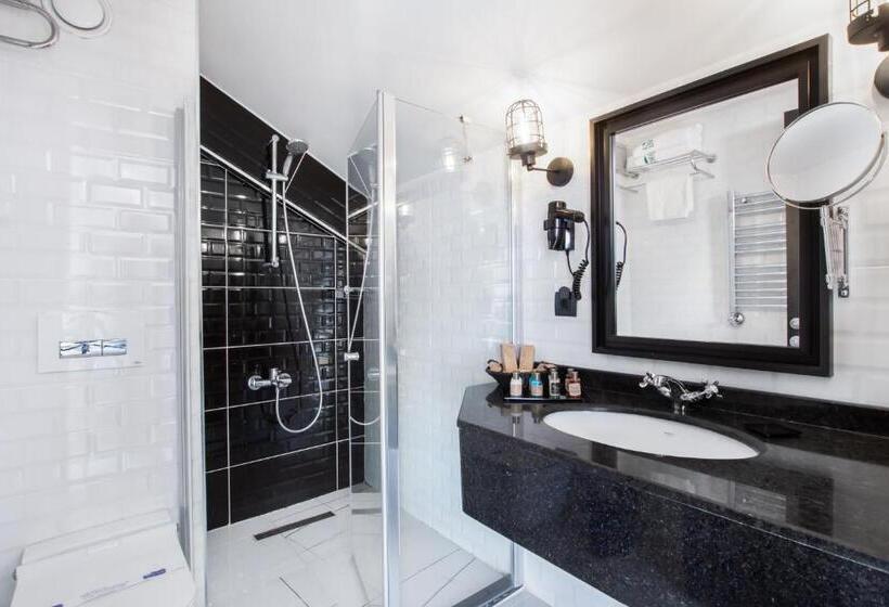 ペントハウスルーム, Poem