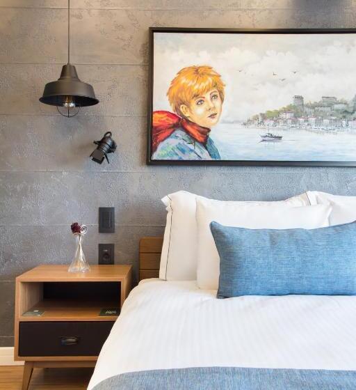 オーシャンビュースタンダードルームバルコニー付き, Poem