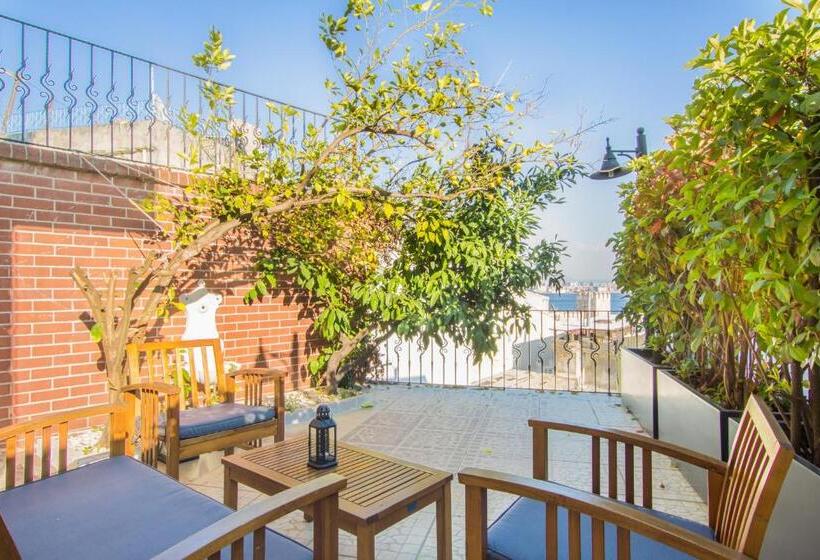 ファミリールーム, Poem