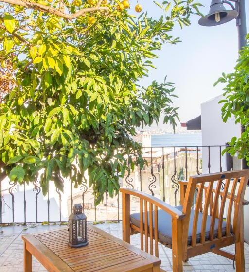 ファミリールーム, Poem