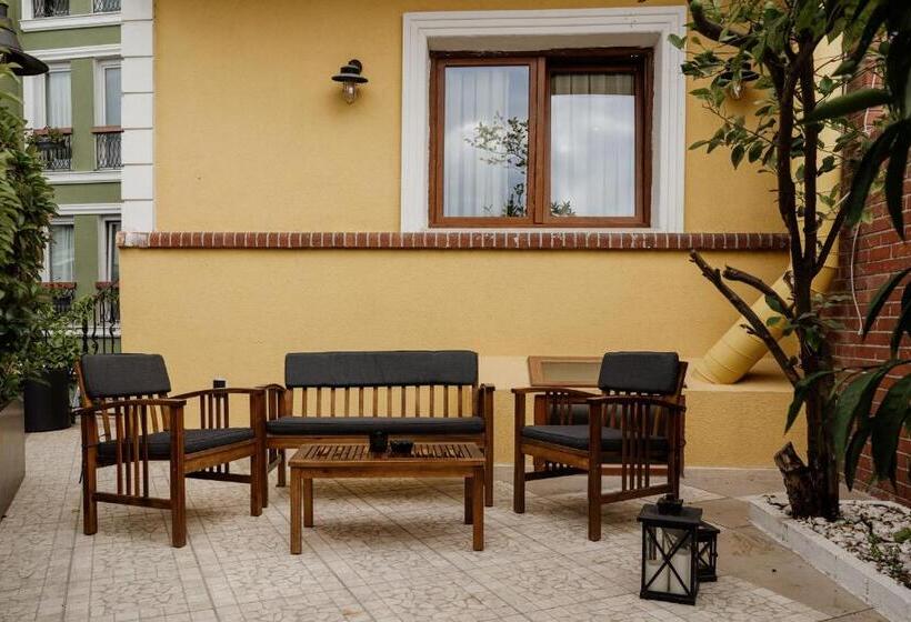 ファミリールーム, Poem