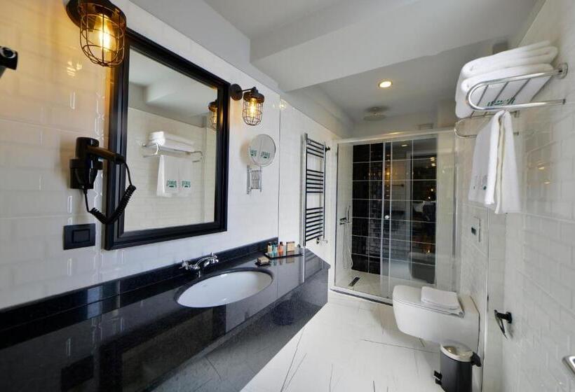 プレミアムルーム, Poem