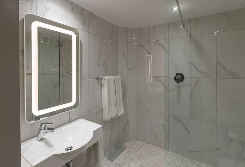 スタンダードルーム, Stayeasy Mbombela