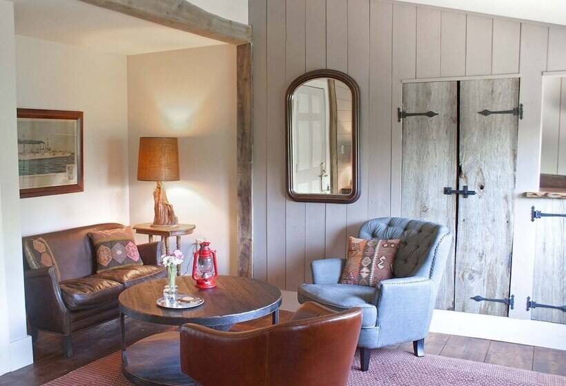 디럭스 룸, Three Chimneys Inn