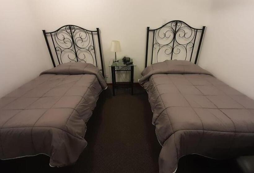 غرفة قياسية ثلاثية, Tierrasur