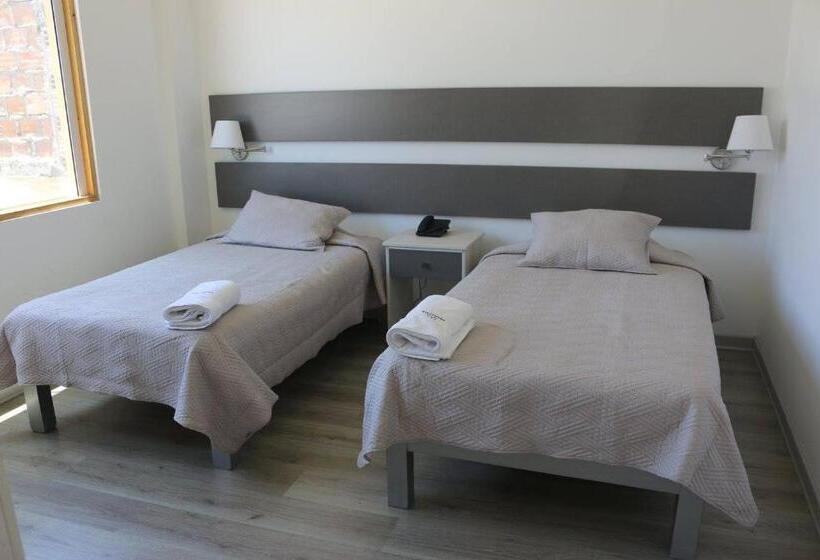 غرفة قياسية رباعية, Tierrasur