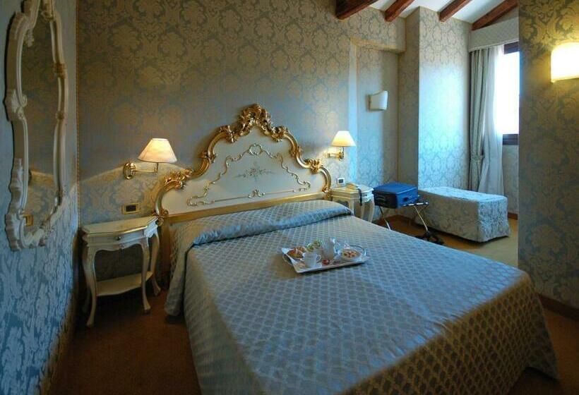 اتاق استاندارد, Torino