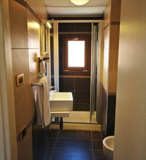 اتاق عادی, Torino