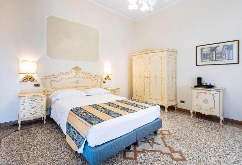 اتاق استاندارد, Torino