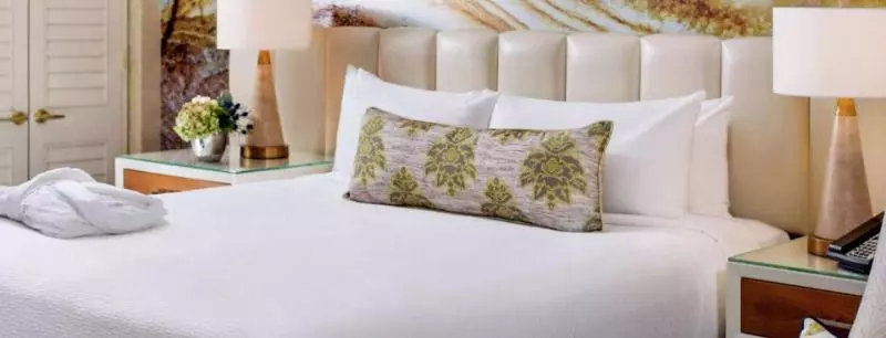 اتاق استاندارد با تخت بزرگ, Mandalay Bay Resort And Casino