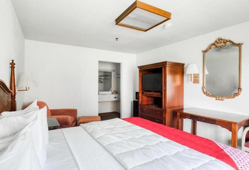 חדר סטנדרט עם מיטת קינג, OYO Hotel San Antonio East