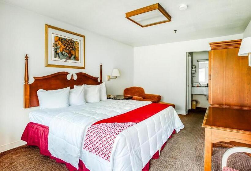 חדר סטנדרט עם מיטת קינג, OYO Hotel San Antonio East