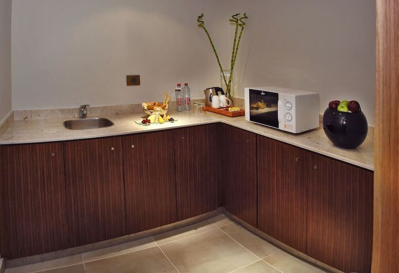 سوییت, Coral Sea Imperial Coral Sea Sensatori