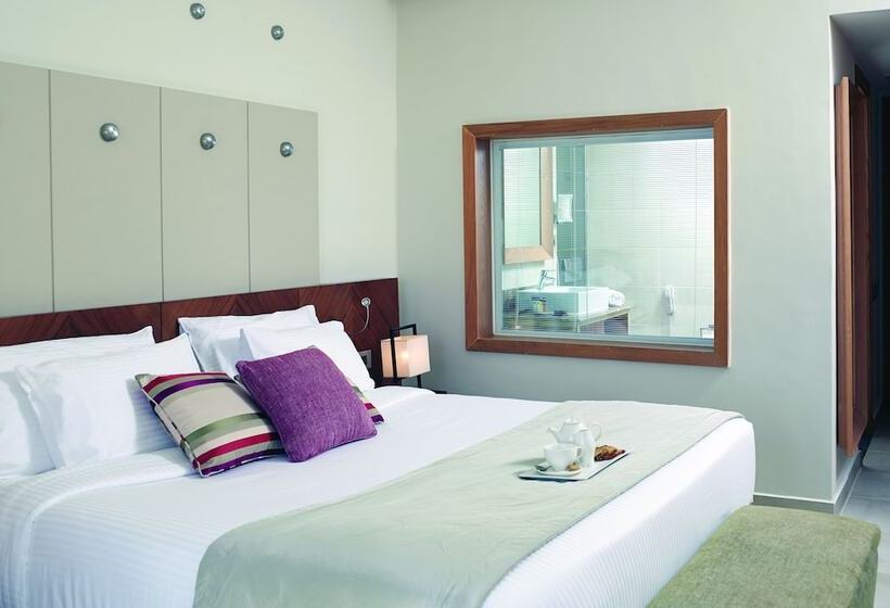 اتاق استاندارد, Coral Sea Imperial Coral Sea Sensatori