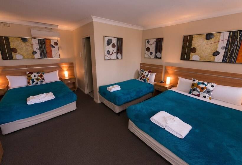 غرفة عائلية, 3 Sisters Motel