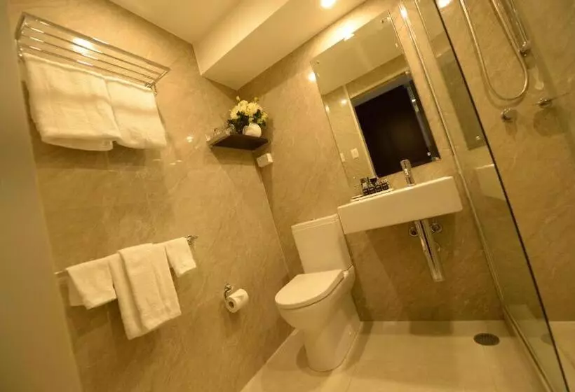 اتاق استاندارد با تخت بزرگ, Canberra Rex