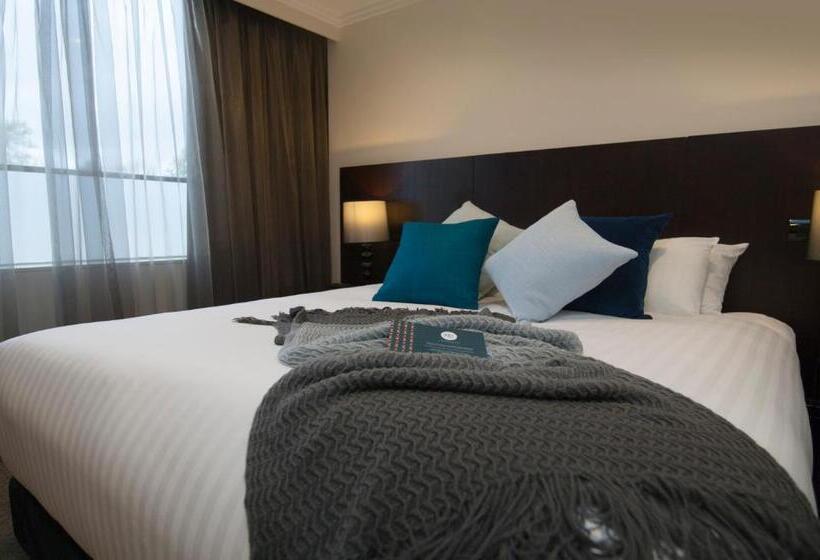 带大床的标准间, Canberra Rex