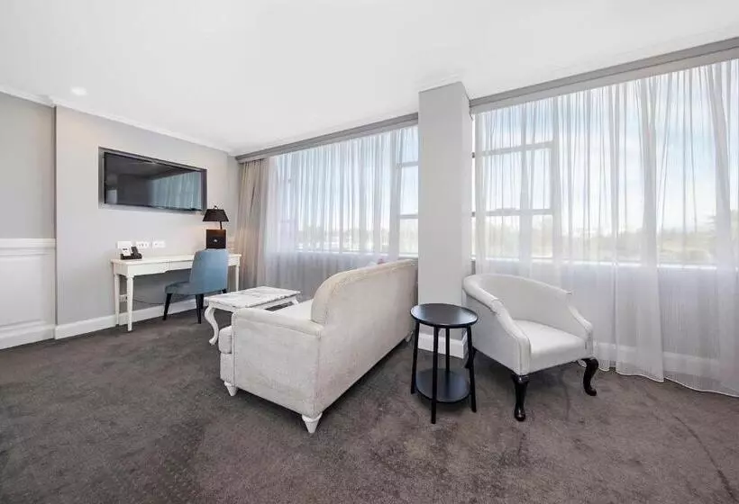 استودیوی استاندارد, Canberra Rex