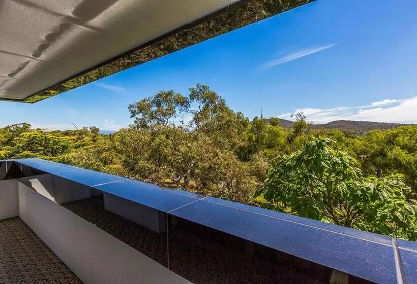 سوئیت با وان آب گرم, Canberra Rex