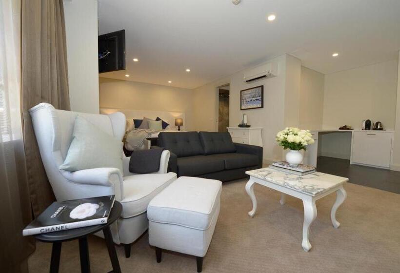 套房, Canberra Rex