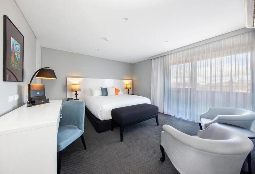 带大床的标准间, Canberra Rex