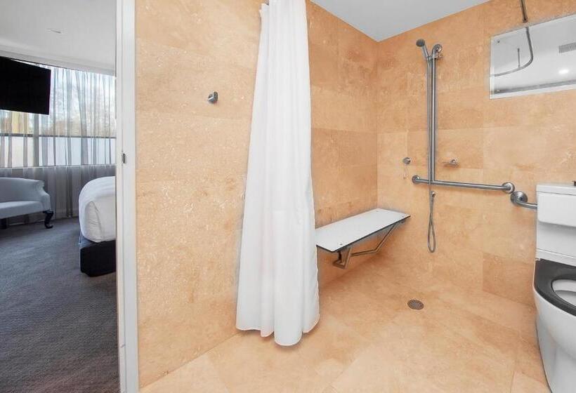 适合残疾人士使用的带超级大床的标准间, Canberra Rex