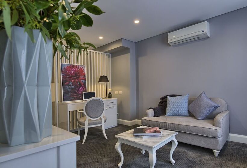 套房, Canberra Rex