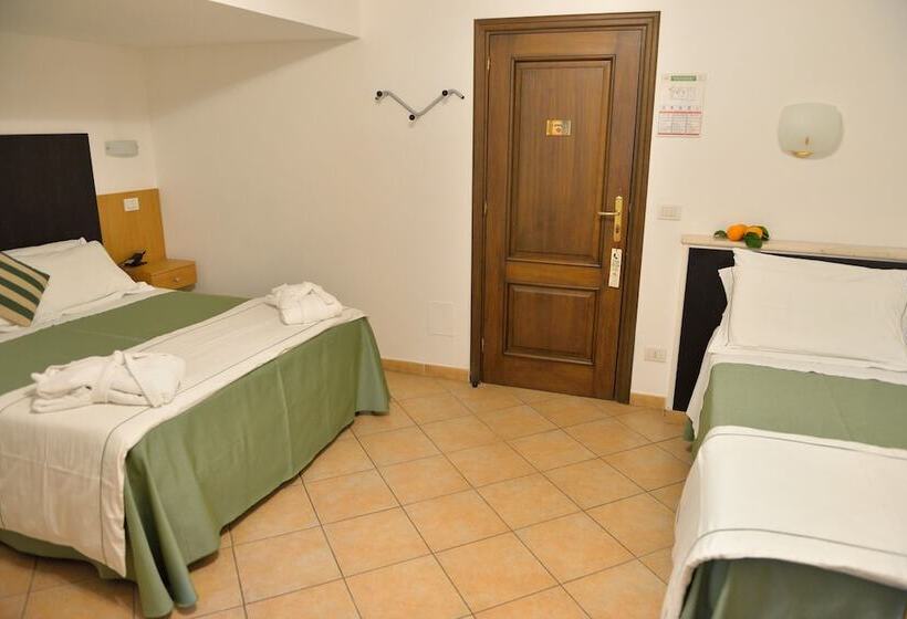 Номер Economy, La Pensione Svizzera