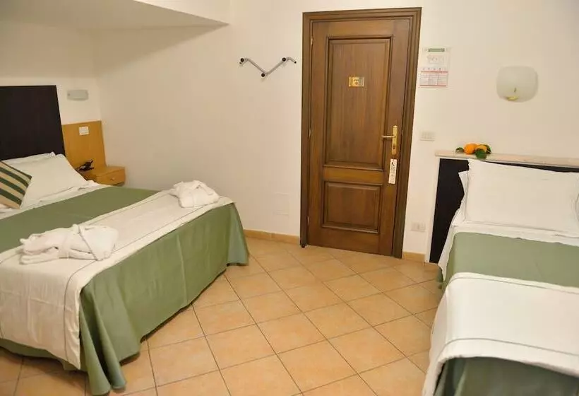 Economy-huone, La Pensione Svizzera