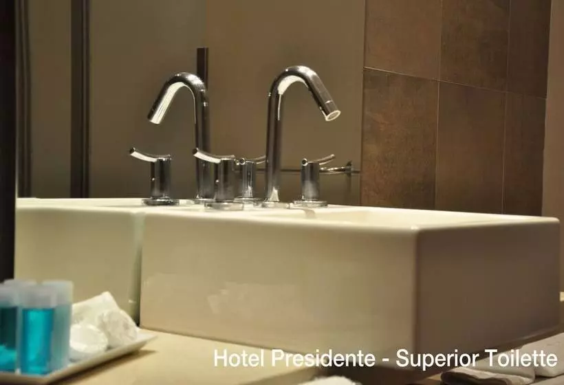 スーペリアールーム, Solans Presidente