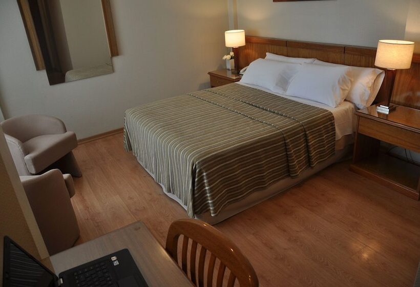 エクゼクティブルーム, Solans Presidente