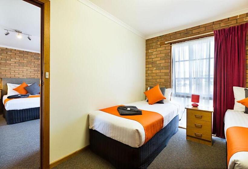 סוויטת 2 חדרי שינה, Statesman Motor Inn