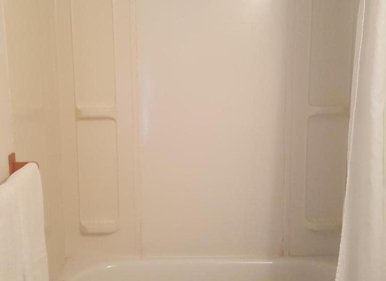 غرفة قياسية, Keystone Hotel