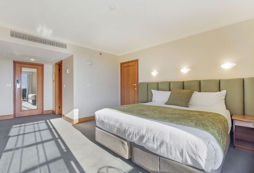 חדר אקזקיוטיב, Country Club Tasmania