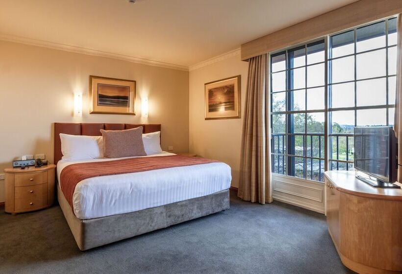 סוויטה, Country Club Tasmania