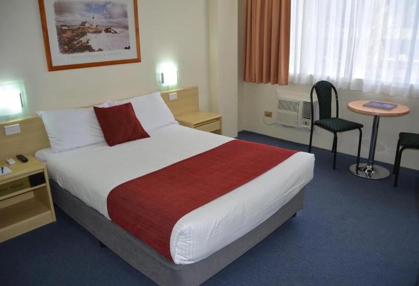 Номер Superior, Devere