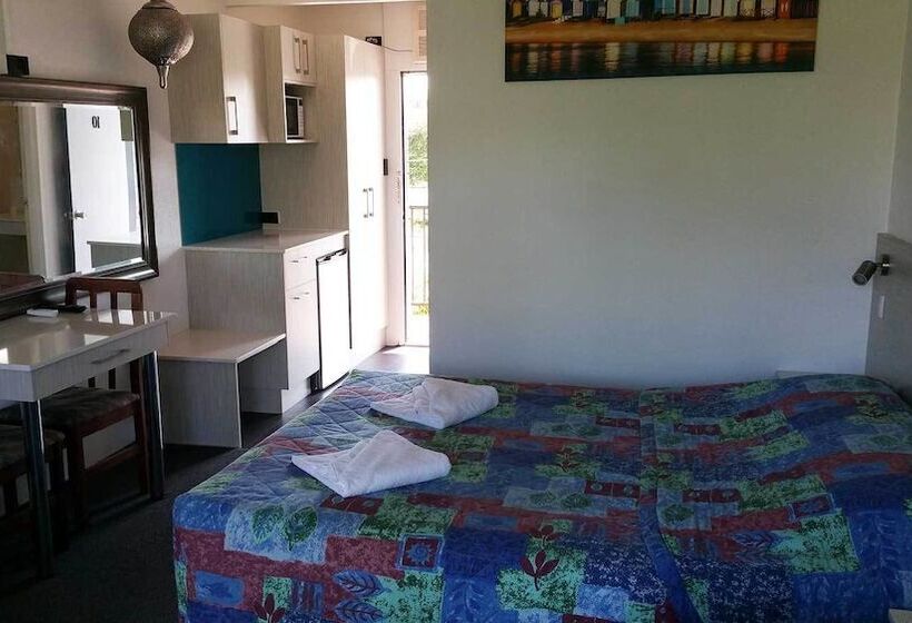 Номер Basic, Le George Motel