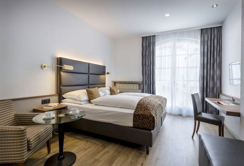 Standard Room, Nestroy Wien