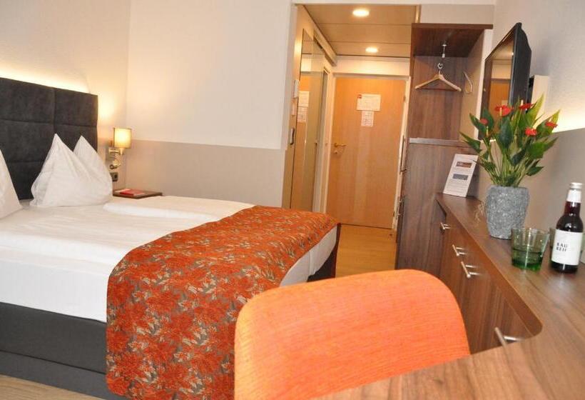 غرفة قياسية, Stadtoase Kolping