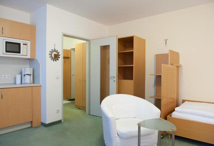 إستوديو قياسى, Stadtoase Kolping