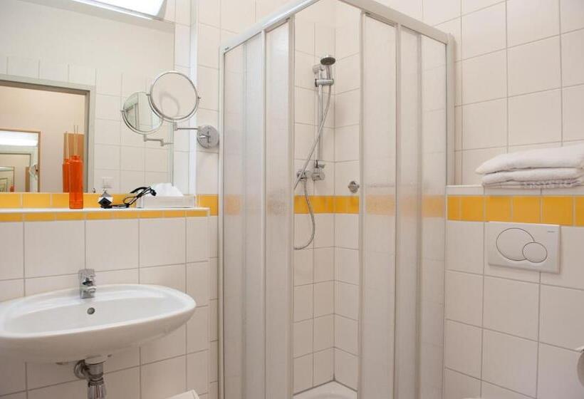 إستوديو قياسى, Stadtoase Kolping