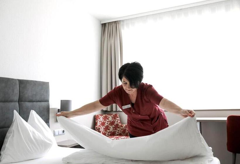 غرفة قياسية, Stadtoase Kolping