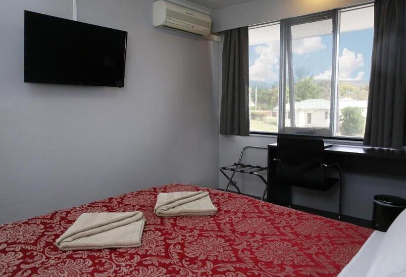 اتاق استاندارد, White Manor Motel