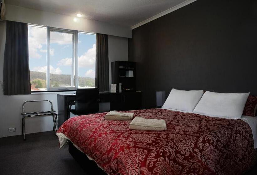 标准间, White Manor Motel