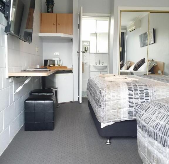 标准间, White Manor Motel