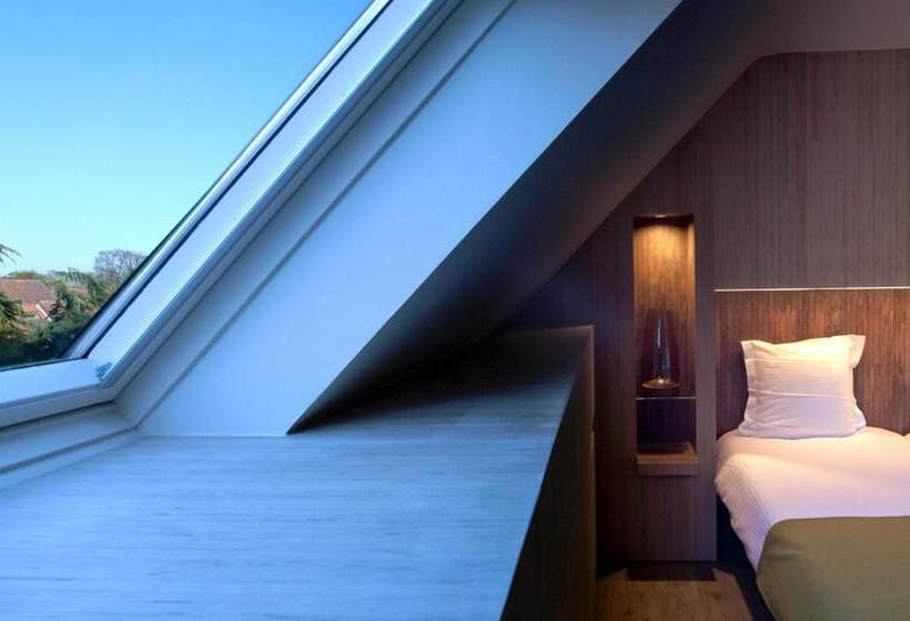 Номер Клуб, Flanders