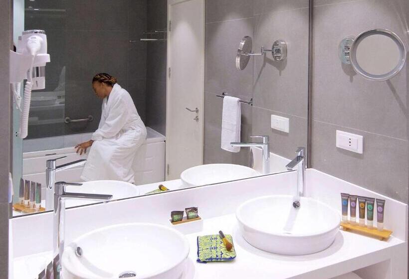 اتاق سوپریور, Novotel Orisha Cotonou